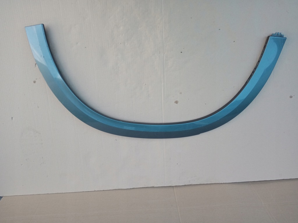 Купить Mercedes amg x294 левая молдинг крыла задний  a2948807701
