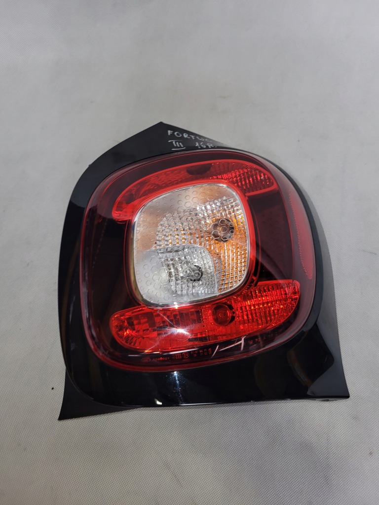 фото №4, Smart fortwo iii лампа задня задня rh