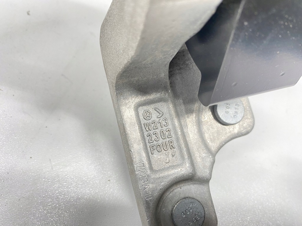 фото №9, Петля дверь правый нижний верхний mercedes e-klasa 213 w213