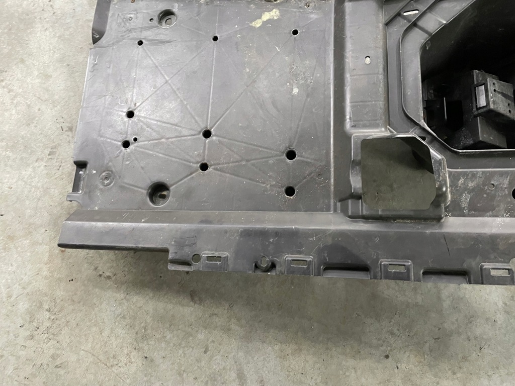 фото №5, Jeep grand cherokee wk2 пластик накладка підлога