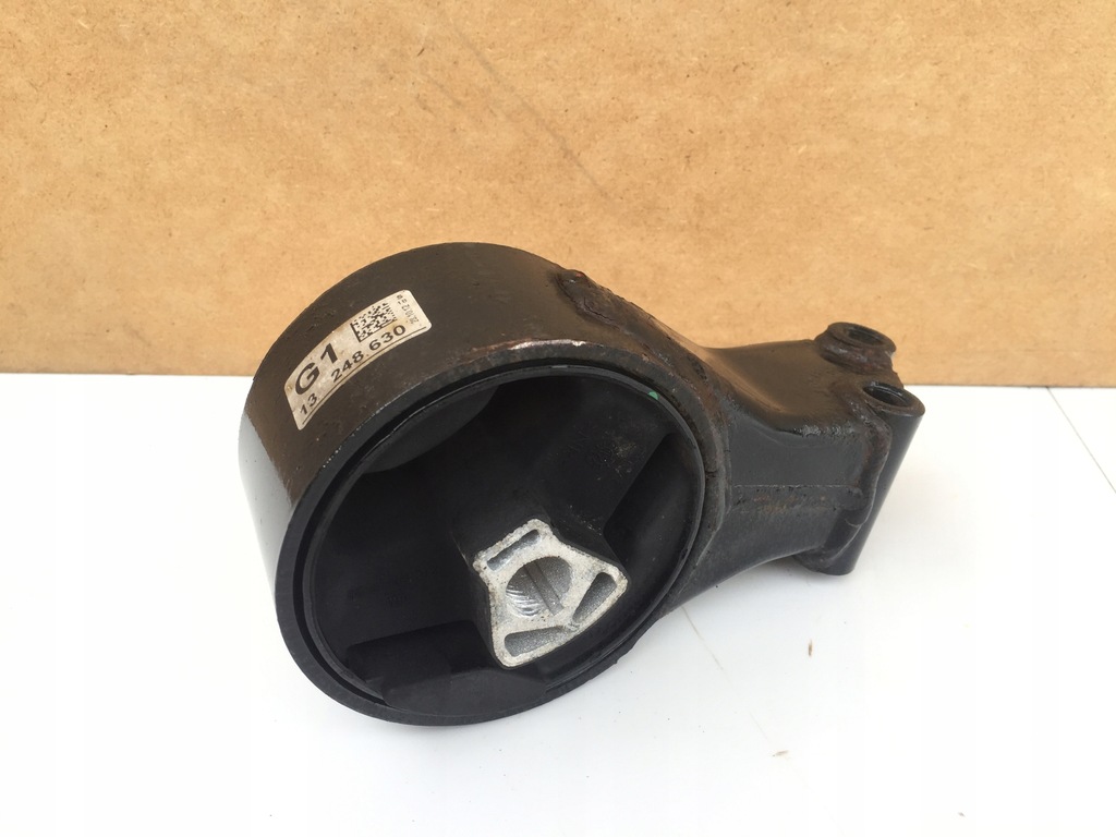фото №1, Opel оригінальний номер 13248630 подушка кронштейн двигуна
