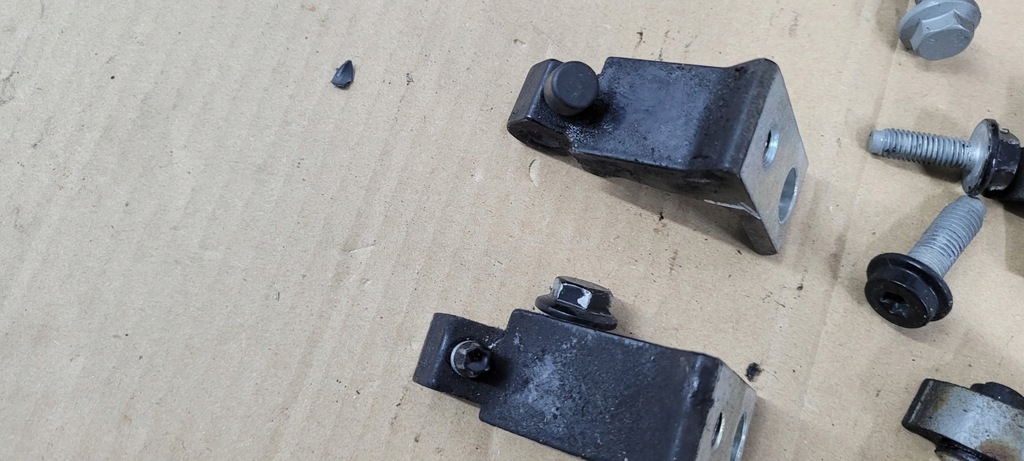 фото №10, A3 8v lift s3 петля петли дверь левая левый задняя sedan ly9b