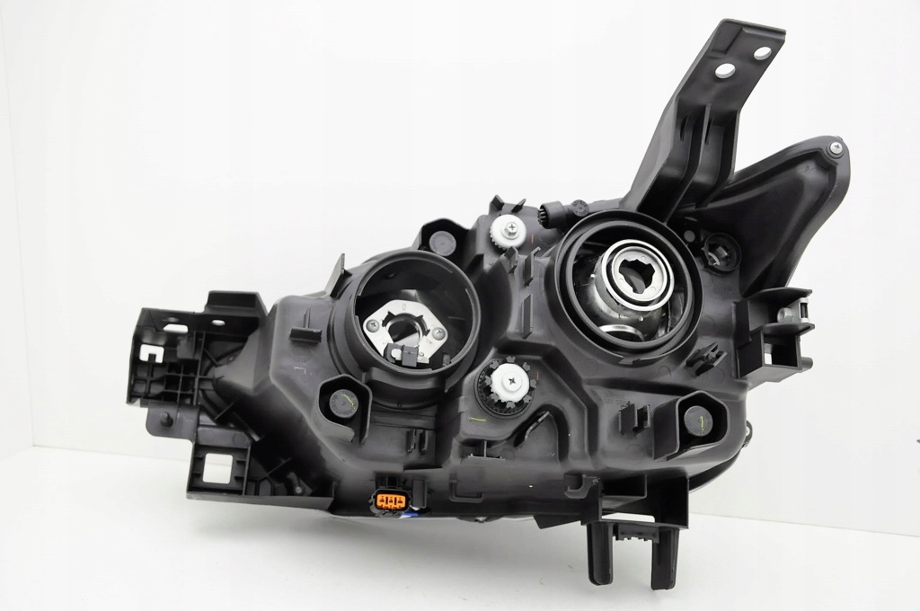 фото №3, Mazda cx-3 2015- фара правый новый h11/h15 ^