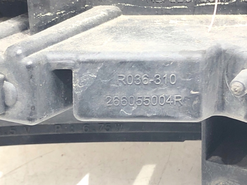 фото №3, Противотуманная фара левый перед renault scenic iii 266055004r minivan