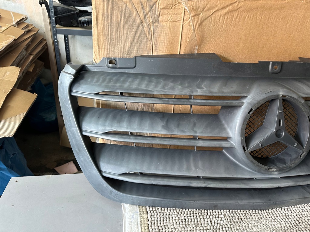 фото №2, Mercedes sprinter 907 910 решётка радиатора решётка радиатора бампера передний