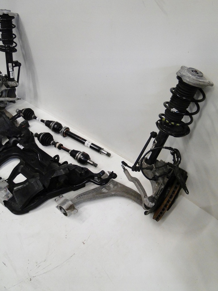 фото №6, Mercedes glb 247 x247 подрамник передний подрамник подрамник 200d