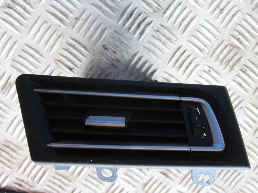 фото №1, Bmw f01 f02 решітка обдув права впуск europa