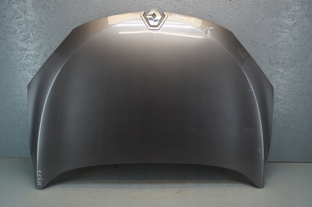 Капот крышка двигателя перед renault megane 3 tekng Цена