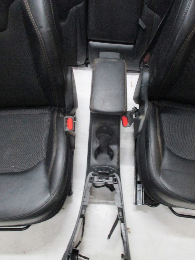 фото №5, Обивка pół кожа сиденья jeep compass ii