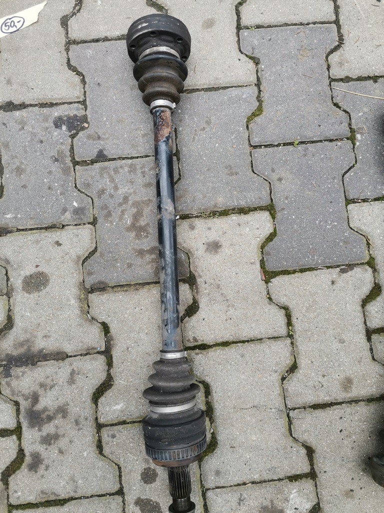 фото №1, Приводной вал правая 7523964 bmw e87