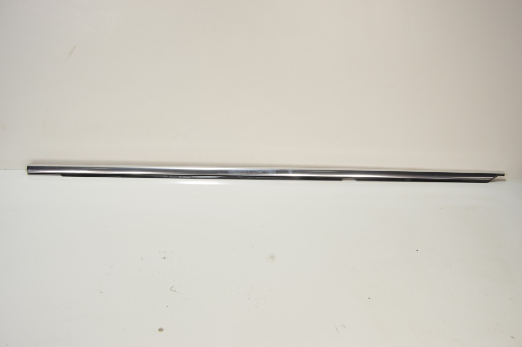 фото №1, Молдинг скло хром правий задня mercedes w221 long