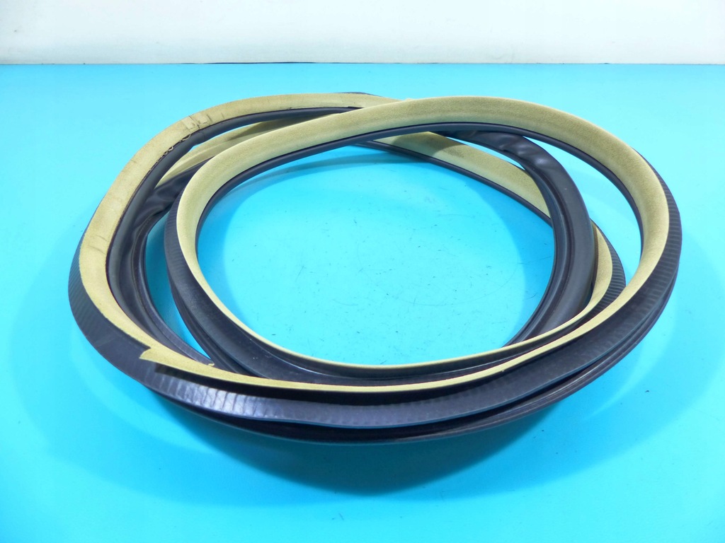 фото №1, Прокладка двері задня правих infiniti fx ii qx70