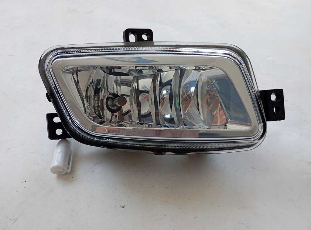 фото №1, Противотуманная фара правый ford ranger 15-