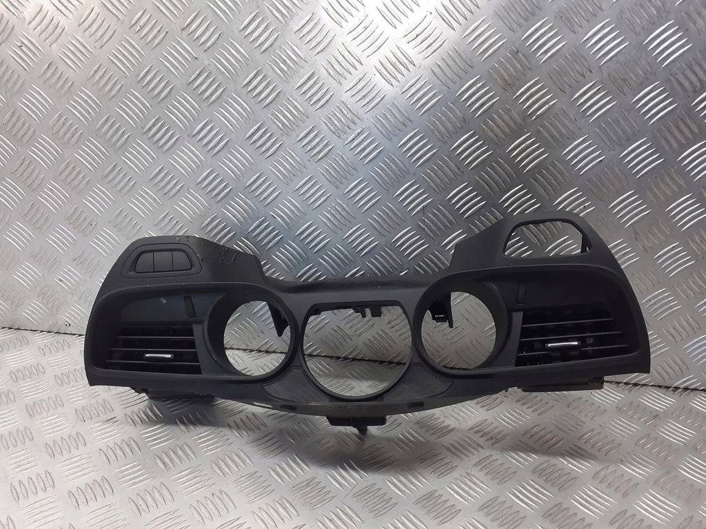 фото №1, Рамка защита спидометра citroen c5 iii x7 2.2 hdi 9682236677