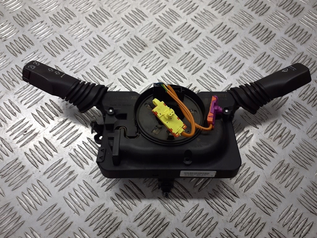 фото №1, Подрулевой переключатель света opel astra h 13198908