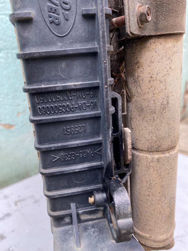 фото №8, Радіатор wody discovery iii pcc500102 2.7 tdi