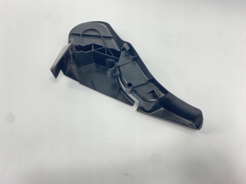 Купить Пластик сиденье правого пассажира чёрный mercedes w124 sedan универсал 1249182230