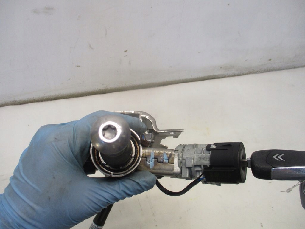 фото №5, Колонка рулевая замок зажигания citroen ds4 1.6 ehdi