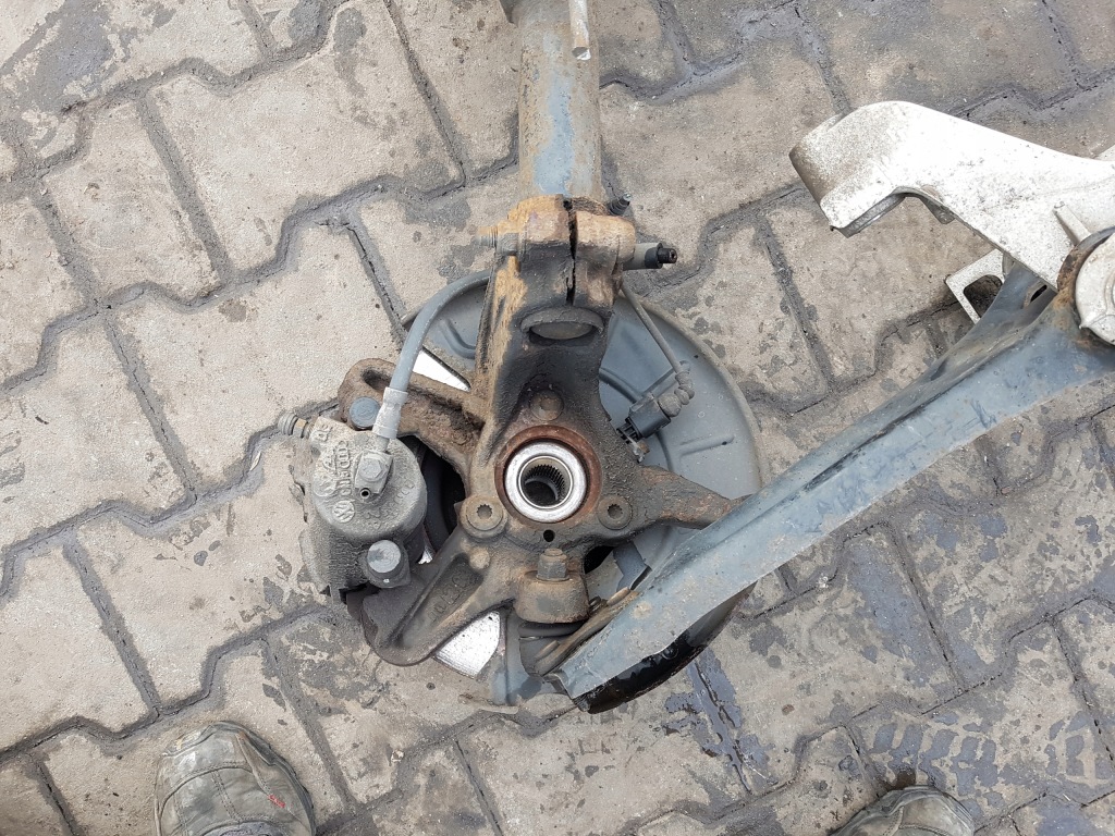 фото №5, Skoda octavia ii lift 1.4 tsi амортизатор поворотный кулак правая перед