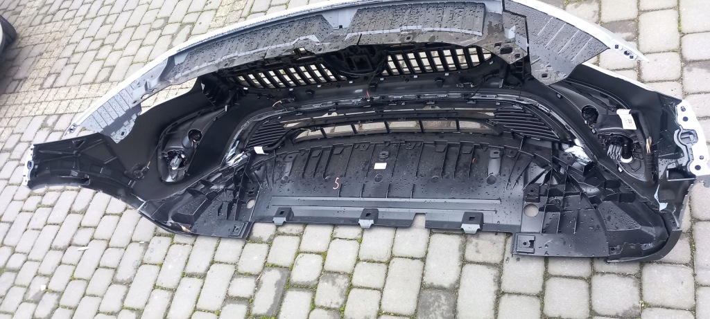 Бампер перед mercedes gla a247 рестайлінг  протитуманна фара Оригінал