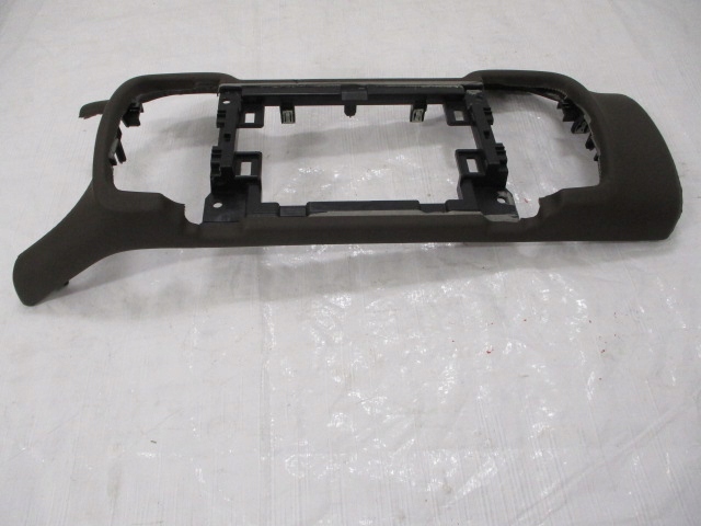 фото №3, Citroen c5 aircross рамка nawgacji