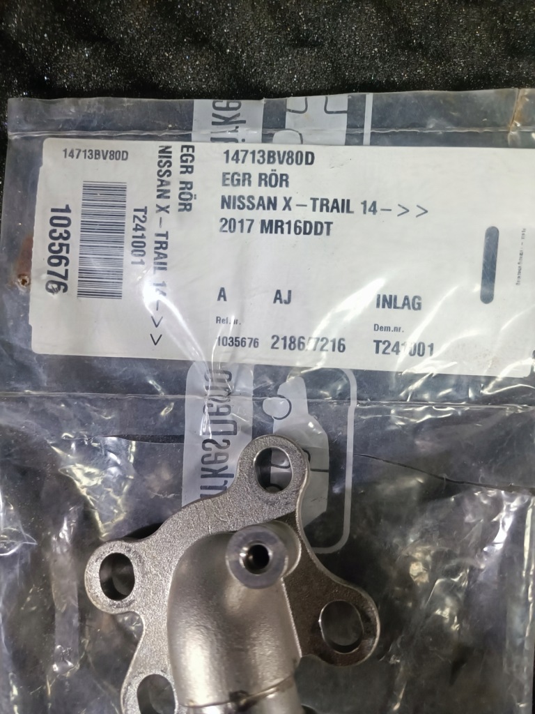 14713bv80d трубка шланг egr Цена
