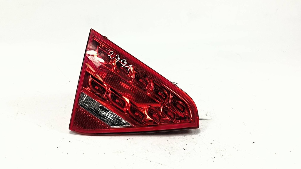 фото №1, Лампа права задня 8t0945093a audi a5