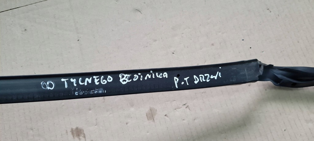 фото №10, Sq8 4m rsq8 q8 прокладка двері гумовий права правий задня 24r 4m8839120b