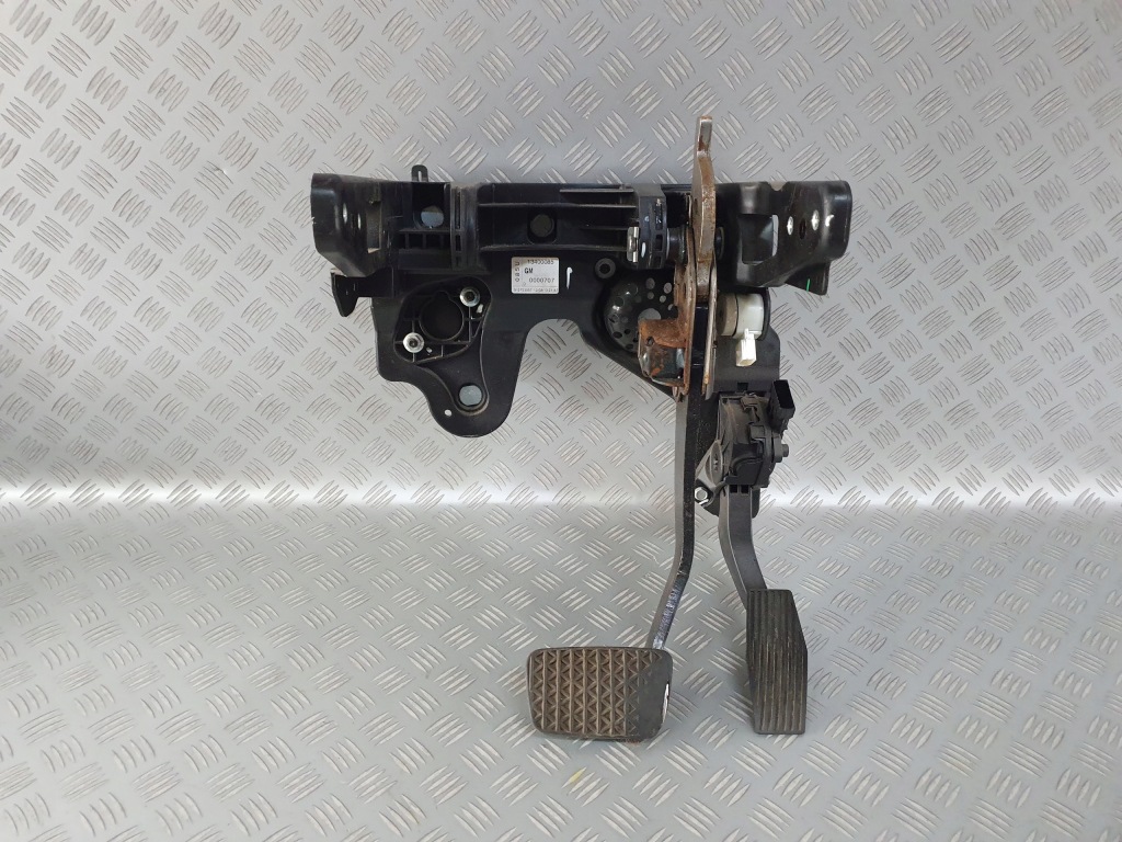 фото №1, Педалі opel zafira c автоматична коробка передач europa 13400085