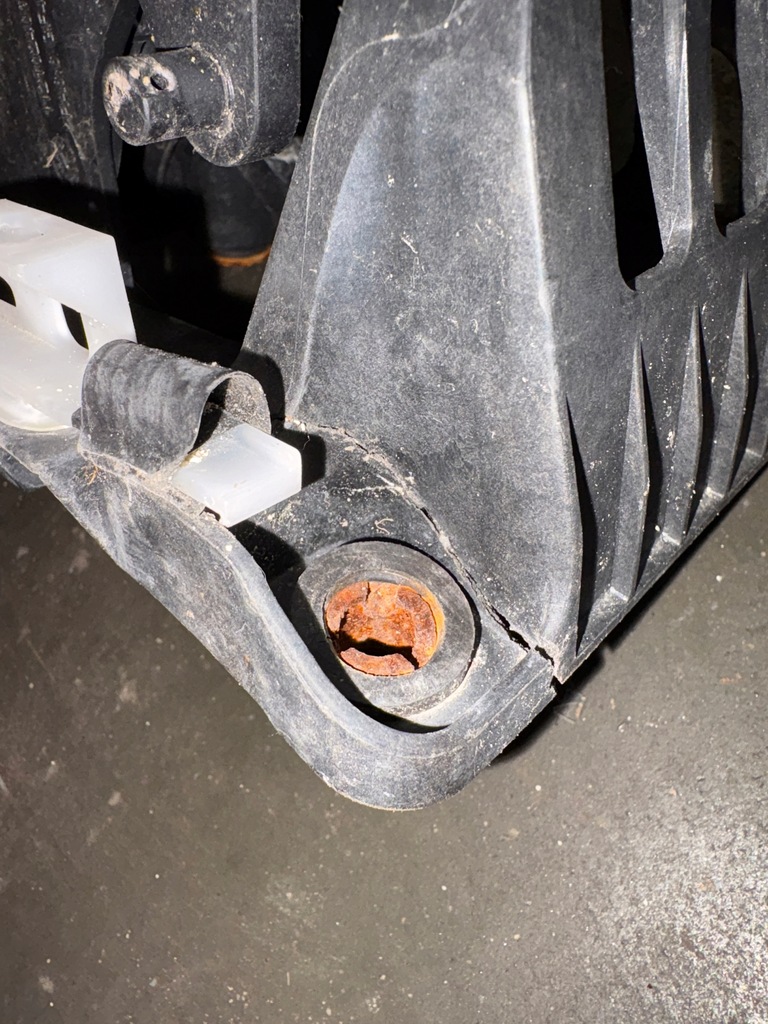 фото №9, Toyota avensis t27 домкрат тяга перемикання передач 6 ступенева