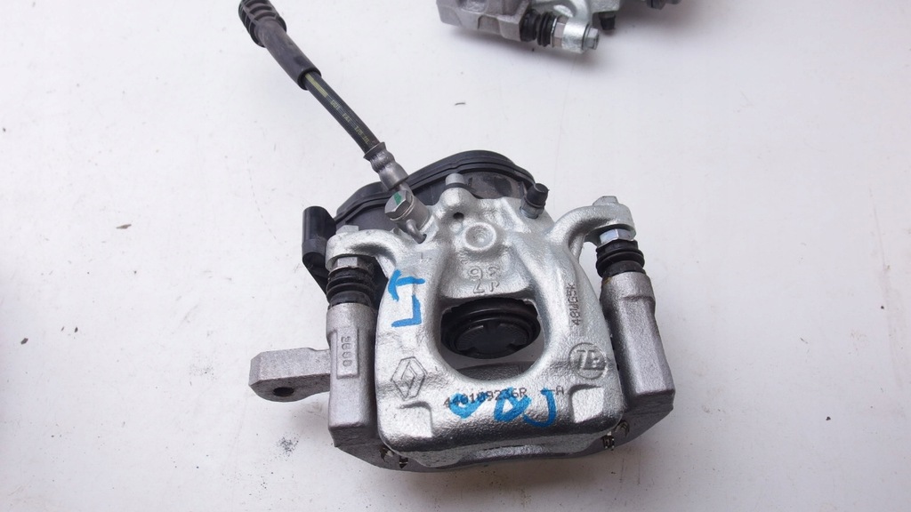 фото №1, Captur ii суппорт левый задняя jak новый электрический