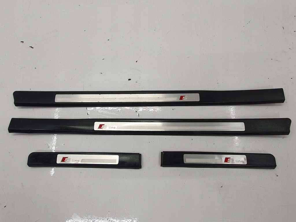 фото №1, Audi a3 8p s-line накладка порог правый задняя