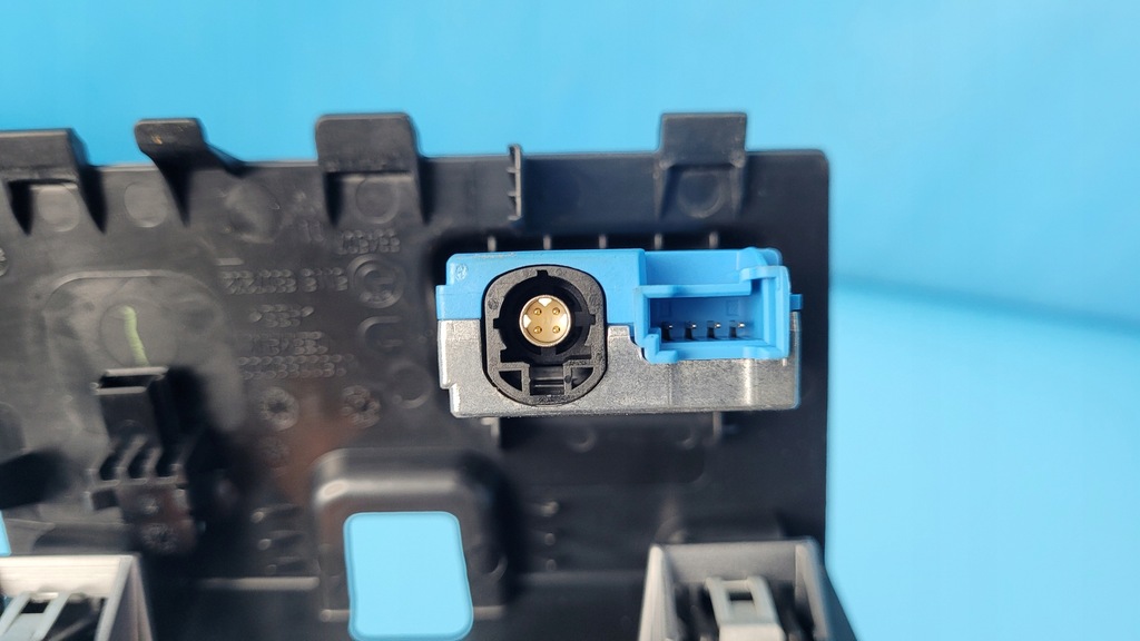 фото №10, Bmw 3’ g21 19r рамка dekor захист тунелю port usb 6807232 6806780 8711939