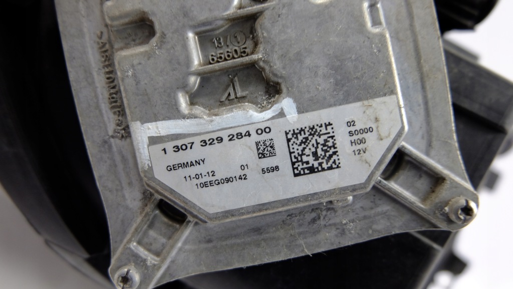 фото №9, Alfa romeo giulietta лампа фара правая 00505202280