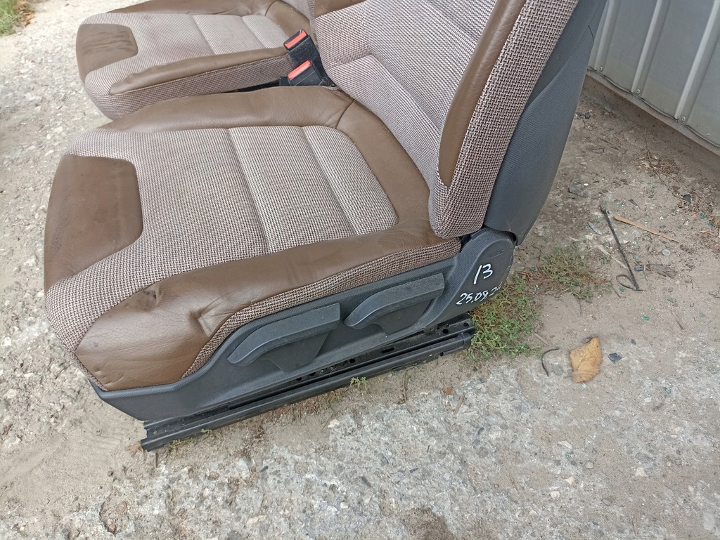 фото №11, Bmw i3 l01 сидіння заднє сидіння