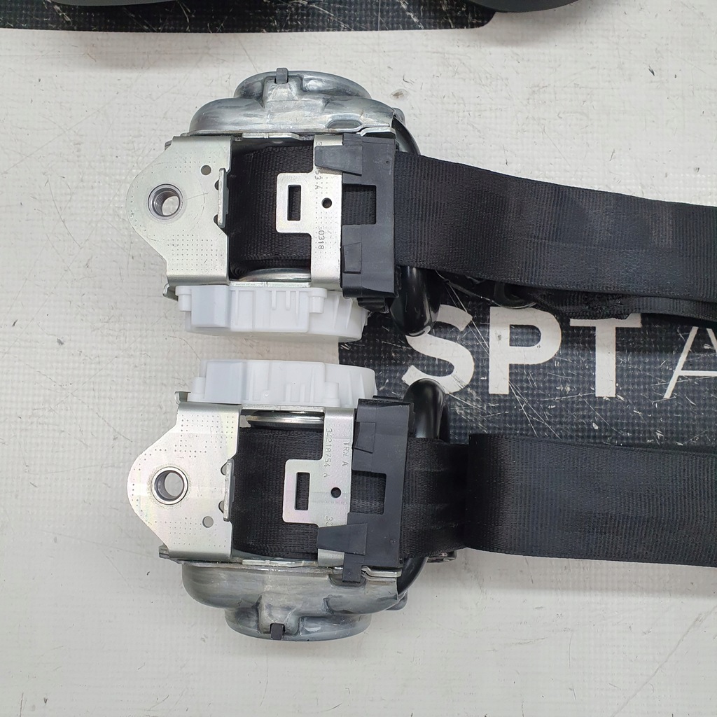 фото №8, A4 b9 панель приладів консоль подушки безпеки ремені подушка безпеки