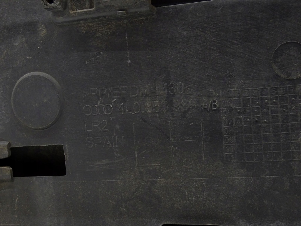 фото №8, Молдинг нижня двері лівий задня audi q7 4l s-line lz9y