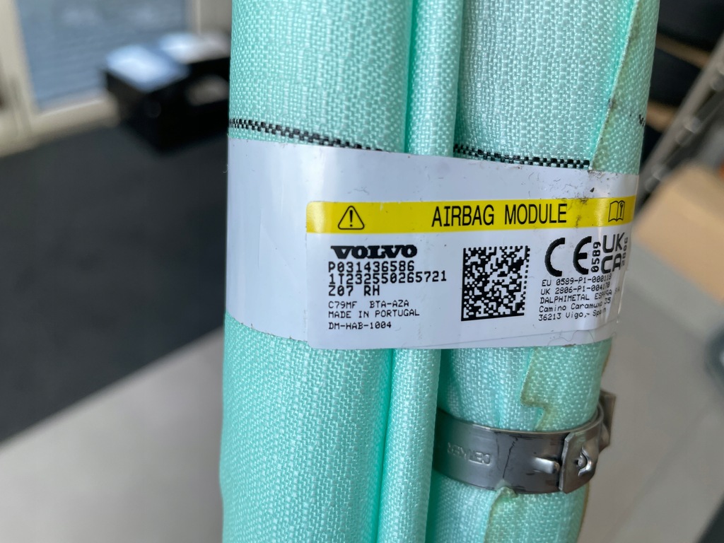 фото №5, Шторка безопасности воздушная правая volvo xc60 ii