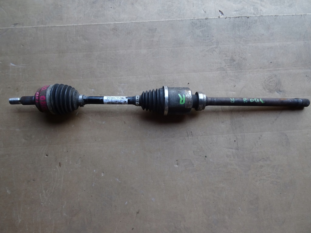 фото №1, Peugeot 3008 ii приводной вал правая 9808076080 2.0 hdi