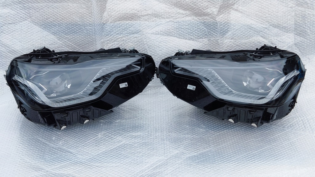 Купити Лампа ліва права led bmw 2 g42 5a3dc86 5a3dc85 комплект