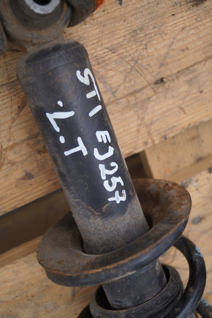 фото №7, Амортизатор лівий задня subaru wrx sti 2.5 b 14-17