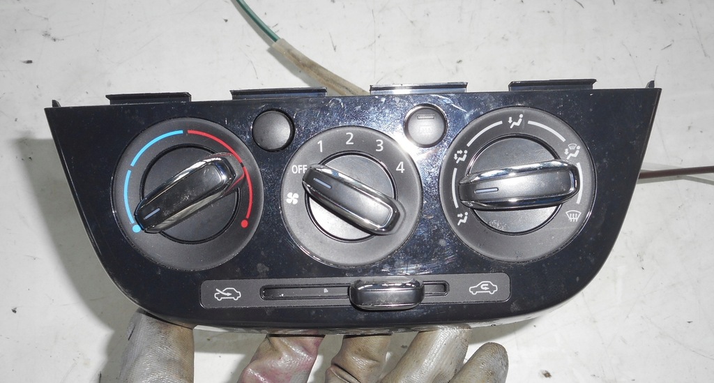 фото №1, Space star ii 19r панель обдув