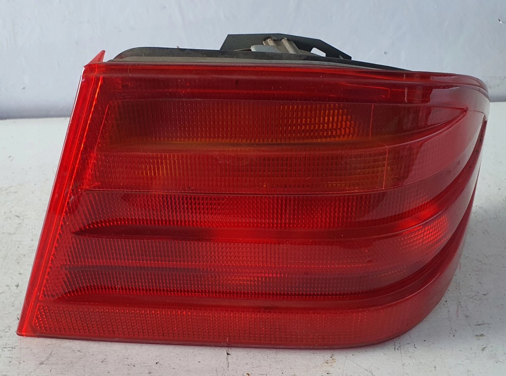 фото №1, Лампа права mercedes e w210 панель фари sedan