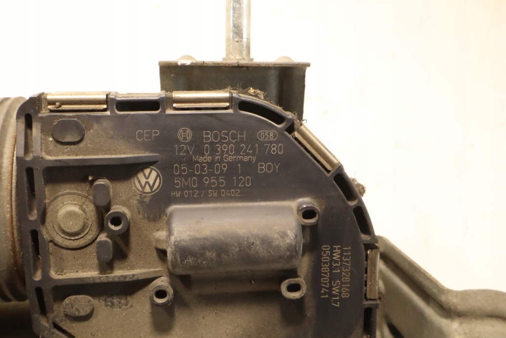 Моторчик дворник перед правый  volkswagen golf plus 1 0390241780 с Разборки