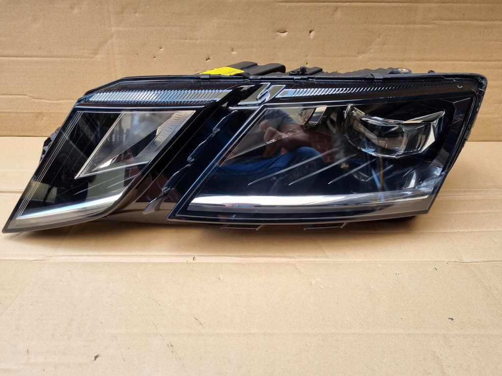 фото №1, Лампа ліва skoda octavia 5e 3 iii led 5e1941015d