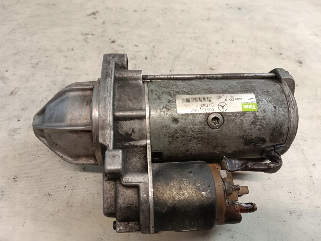 Rozruisznik оригінальний номер 12z mercedes c200cdi 2.2cdi d7r43 0051511301 Доставка