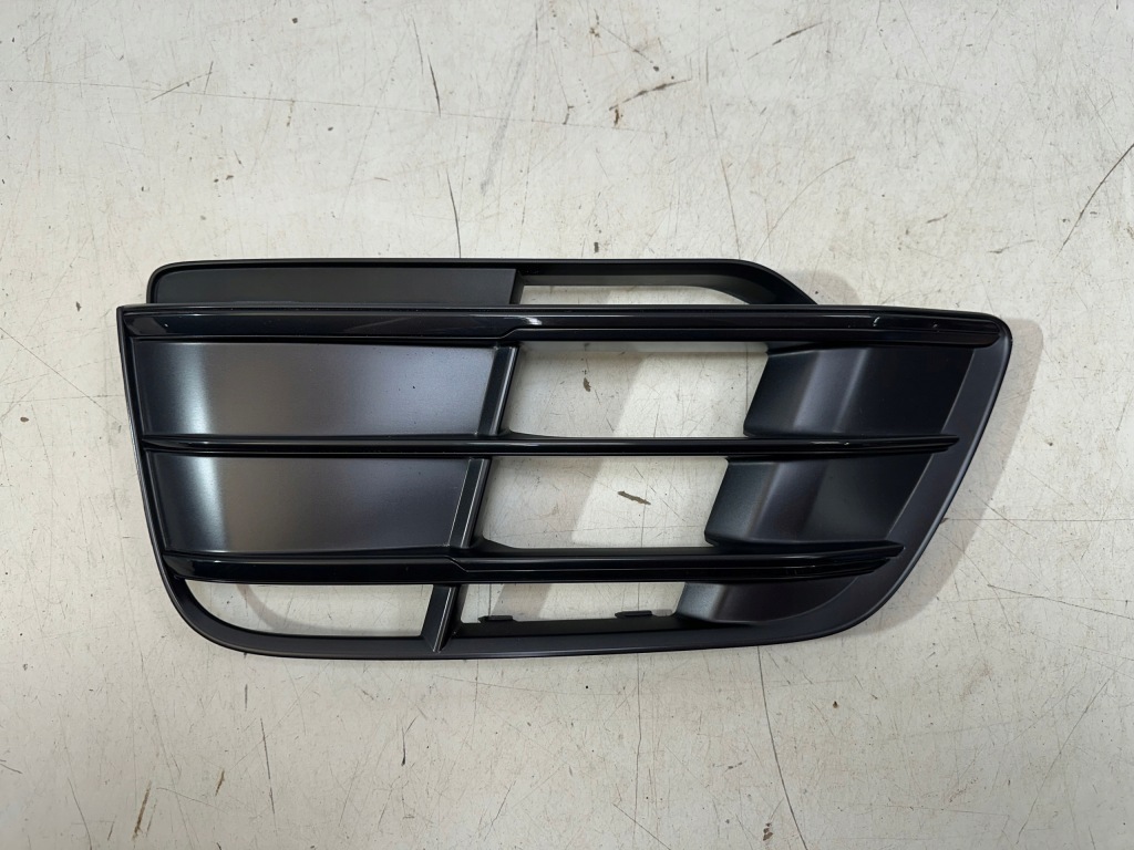 Купить Решётка бампера левая audi q5 80a s-line 80a807681d