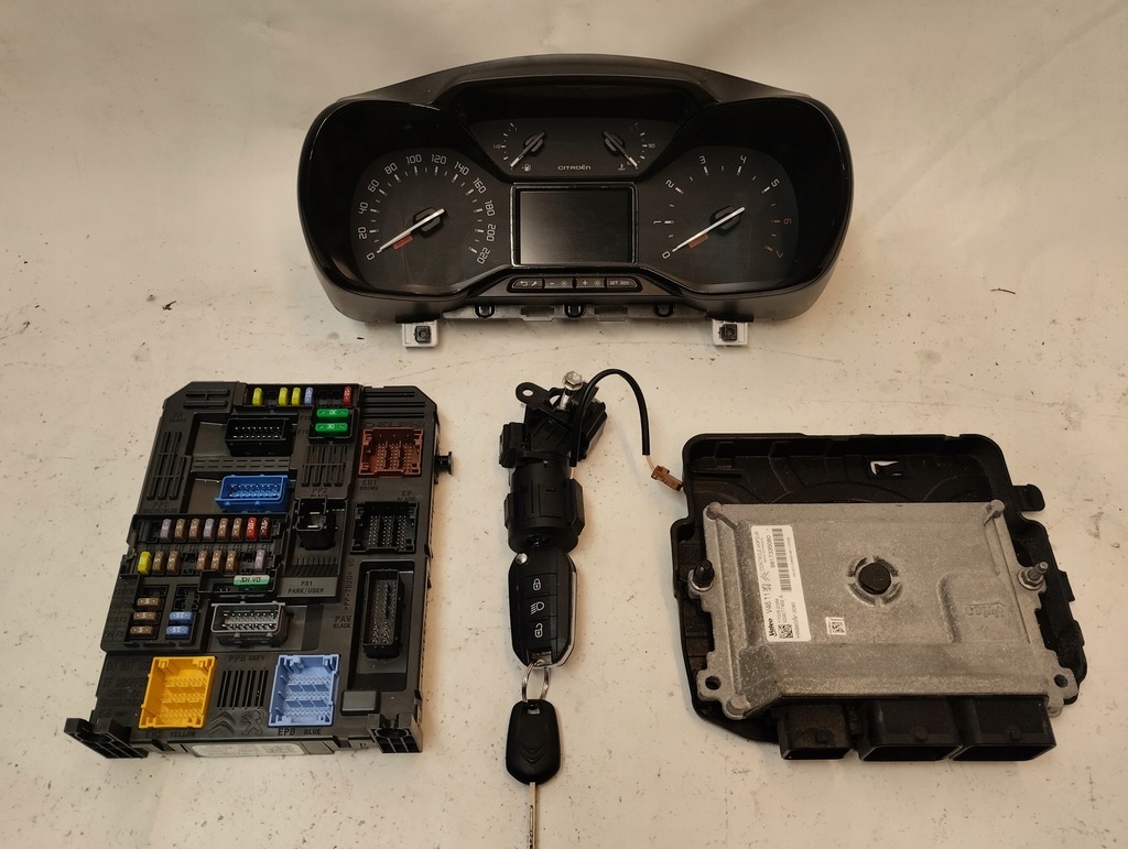 фото №1, Citroen c3 iii 1.2 vti набор стартовый