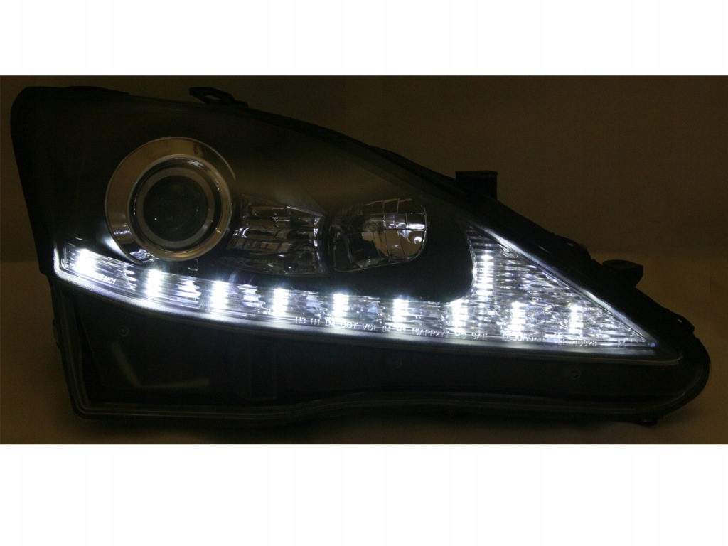 фото №2, Фара ксенон day line led lexus is 2005-2011