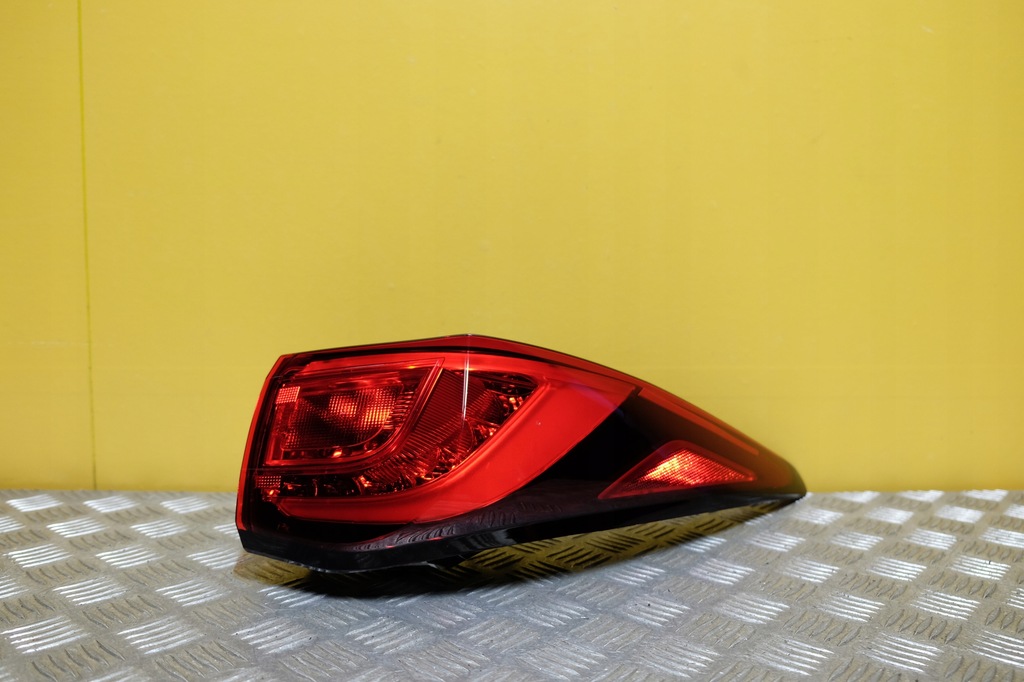 фото №1, Infiniti qx60 2016-2020 лампа задня права led usa